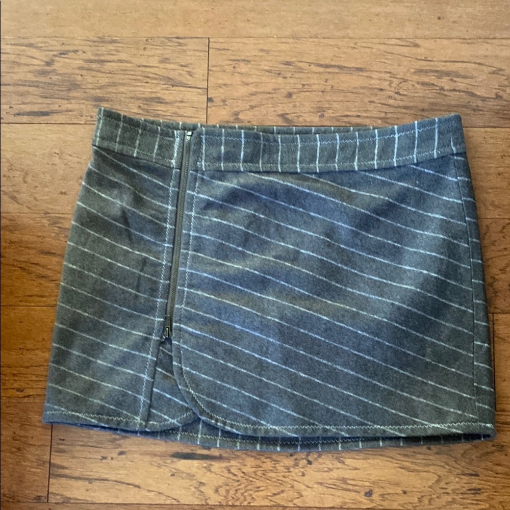 Purnell Santa Barbara work wear Woolies Wrapper- 12/31